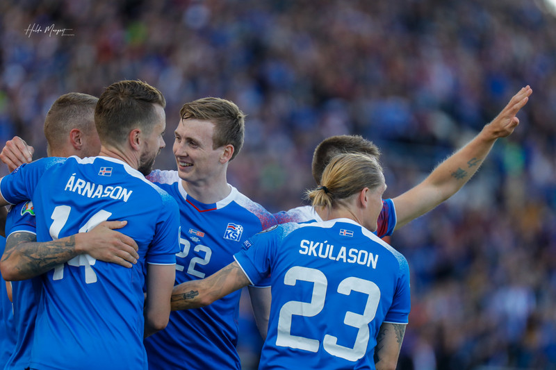 Myndaveisla 4: Ísland vann Tyrki í Laugardalnum