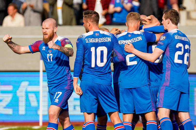 Myndaveisla 3: Ísland vann Tyrki í Laugardalnum