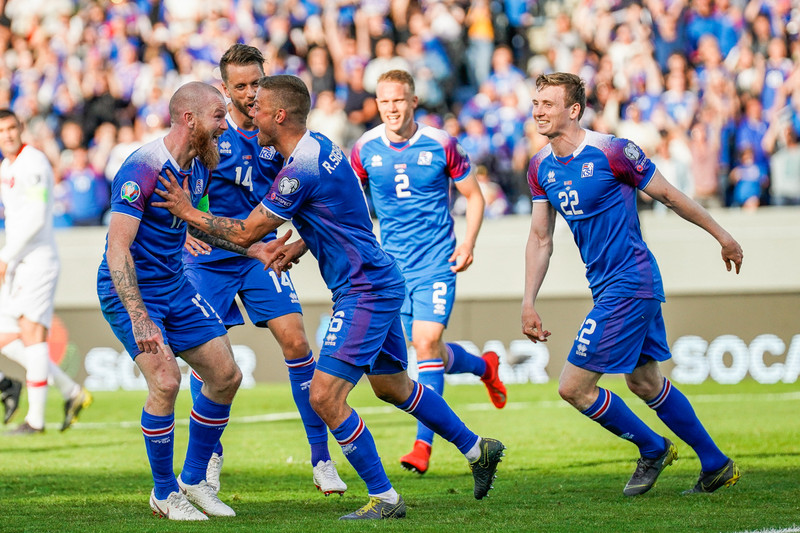 Myndaveisla 3: Ísland vann Tyrki í Laugardalnum