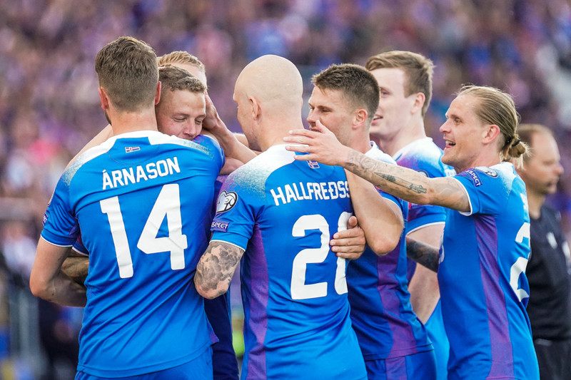 Myndaveisla 3: Ísland vann Tyrki í Laugardalnum