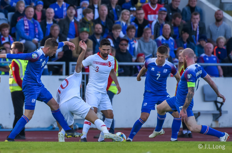 Myndaveisla 5: Ísland vann Tyrki í Laugardalnum