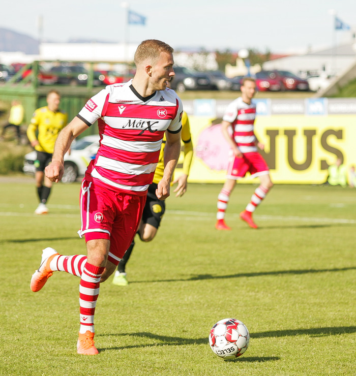 Skorar Bjarni gegn Val?