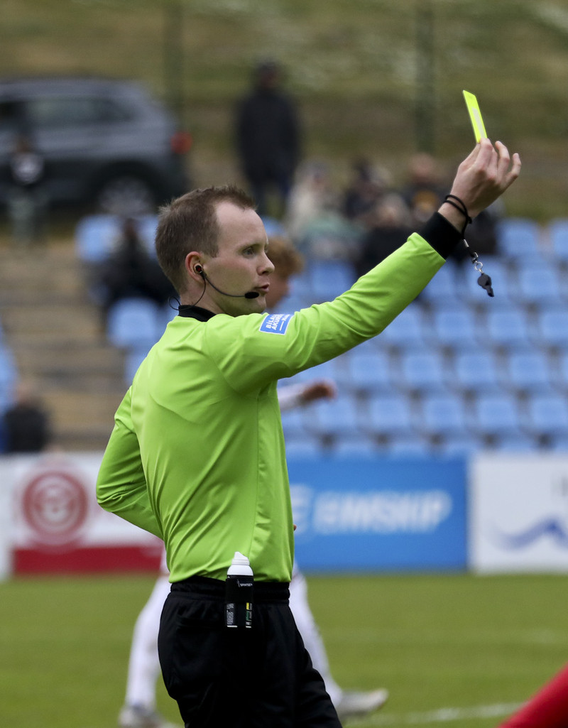 Ívar Orri Kristjánsson fjórði dómari