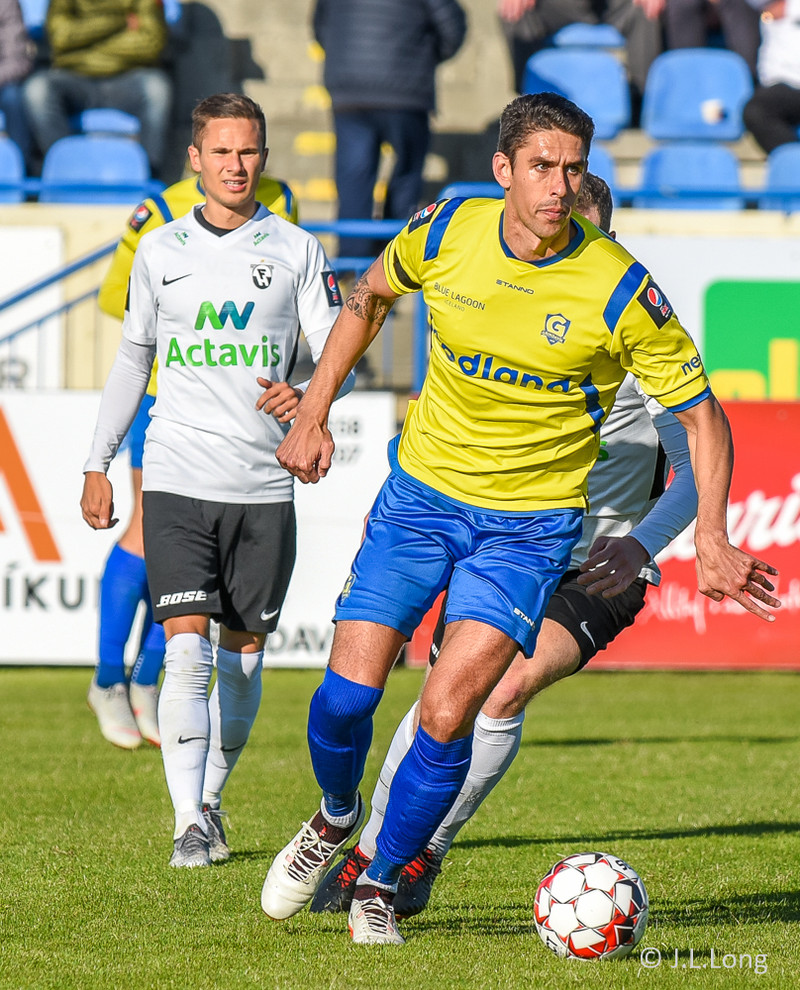 Rodrigo Gomes Mateo.
