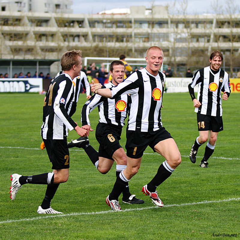 Guðjón vann tvennuna með KR árið 2011.