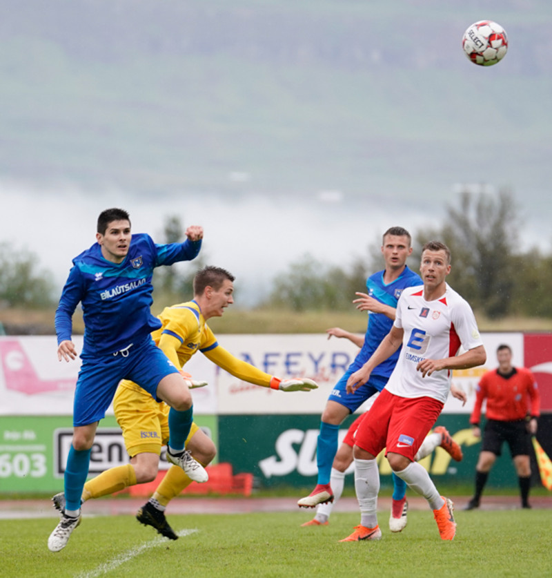 Toni lék 17 deildarleiki með Njarðvík þegar liðið féll úr gömlu Inkasso-deildinni 2019.