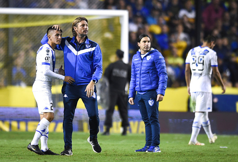 Thiago Almada og Gabriel Heinze þjálfari Velez og fyrrum leikmaður Manchester United.
