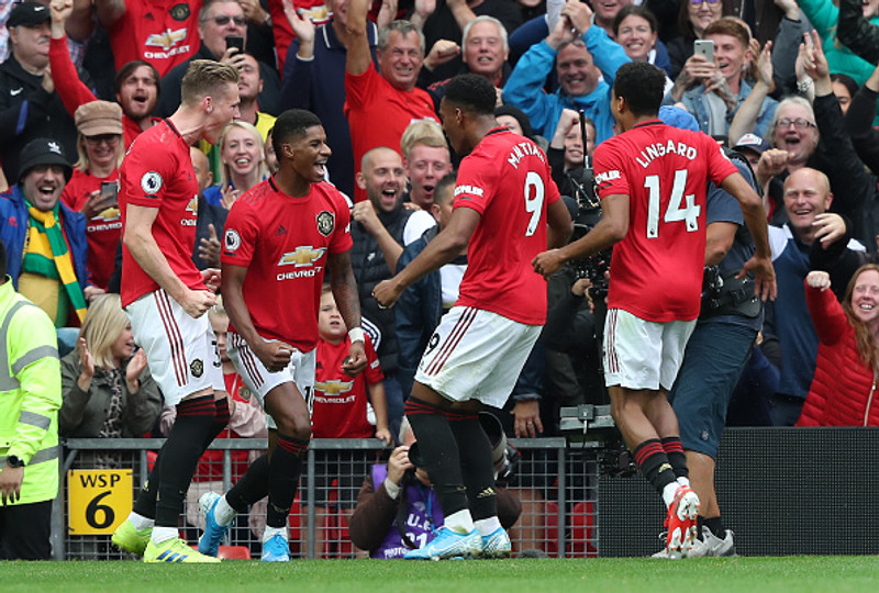 England í dag - Hvað gerir Man Utd gegn Úlfunum?