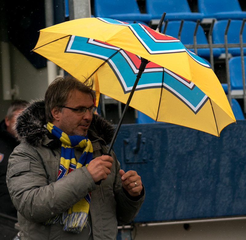 <b>Hófið</b> - Afþýðing í Kórnum og handboltadómgæsla