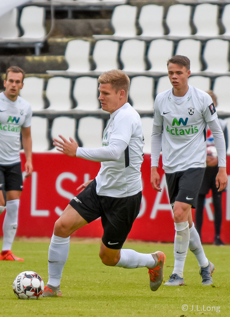 Myndaveisla 1: FH vann Fylki í krikanum