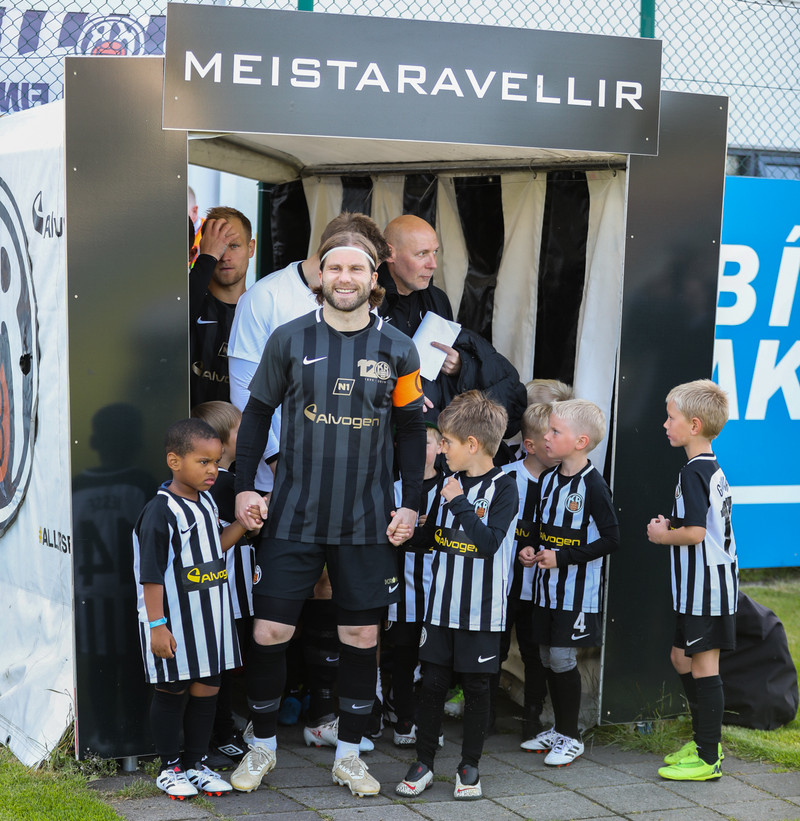 Myndaveisla: KR vann Víking á heimavelli