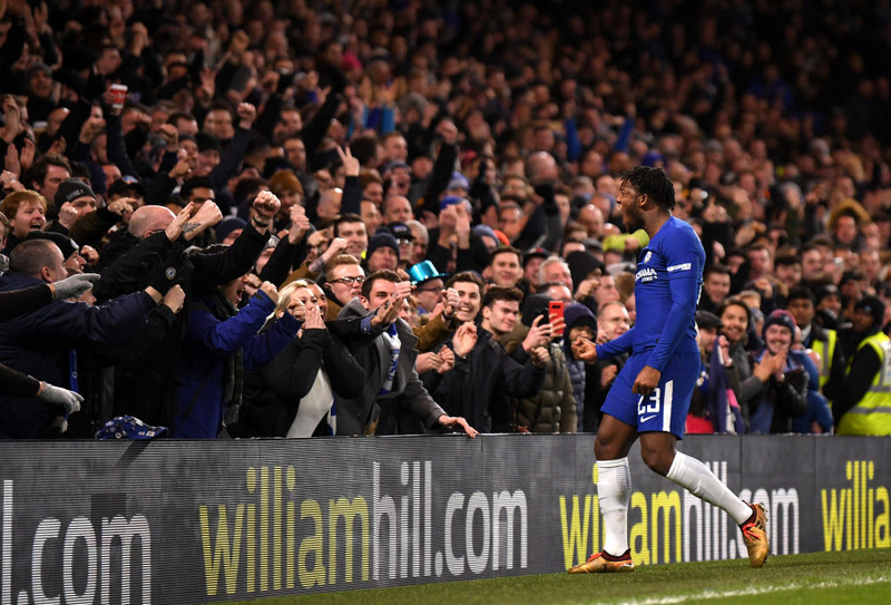 Batshuayi hefur gert 19 mörk í 53 leikjum hjá Chelsea.