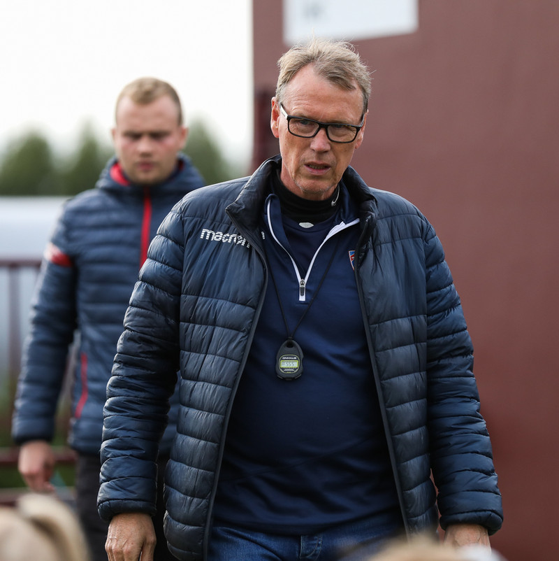 Myndaveisla: Valur sigraði Selfoss
