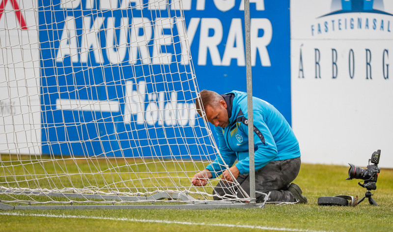 Myndaveisla: Valur sigraði Selfoss
