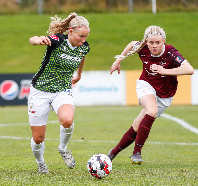 Myndaveisla: Valur sigraði Selfoss
