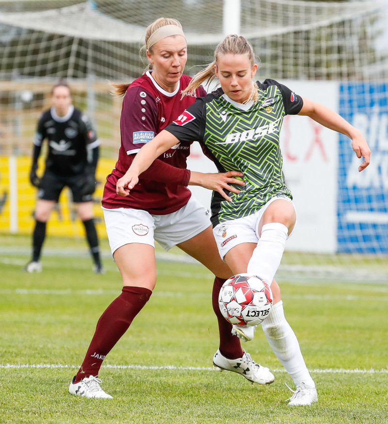 Myndaveisla: Valur sigraði Selfoss