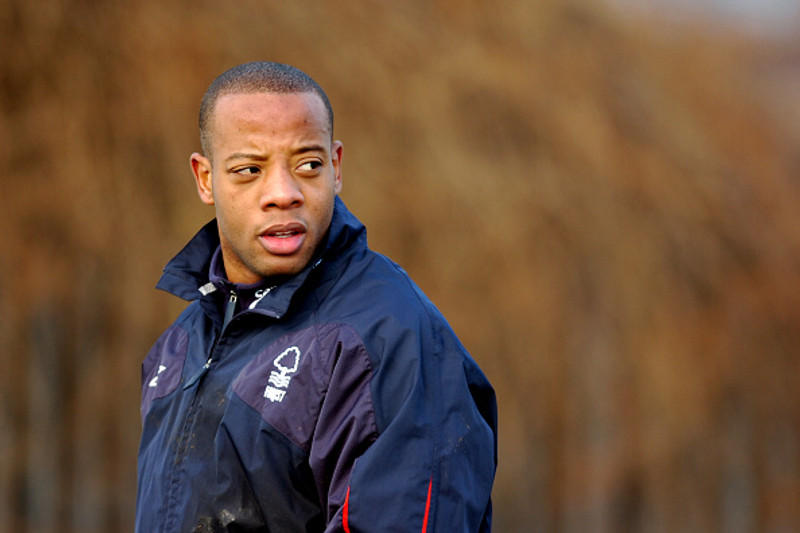 Junior Agogo látinn