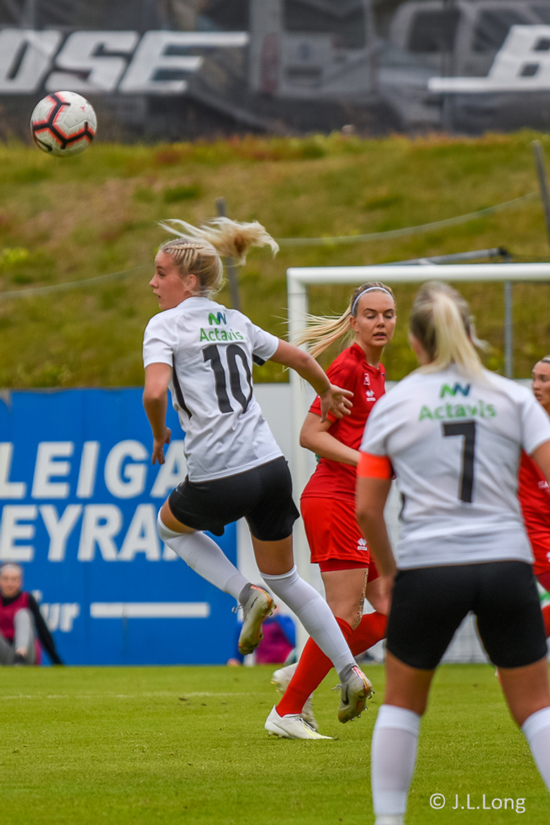 Myndaveisla: Haukar fóru létt með FH