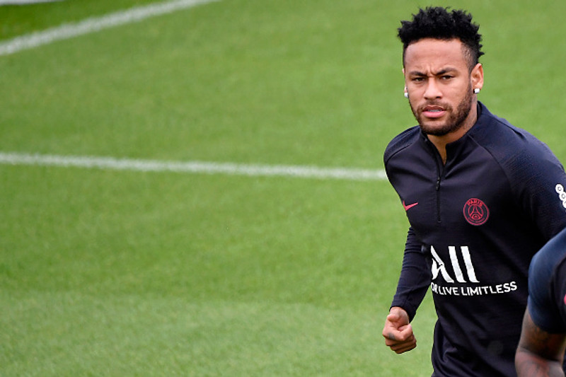 Neymar gæti endað hjá Barcelona