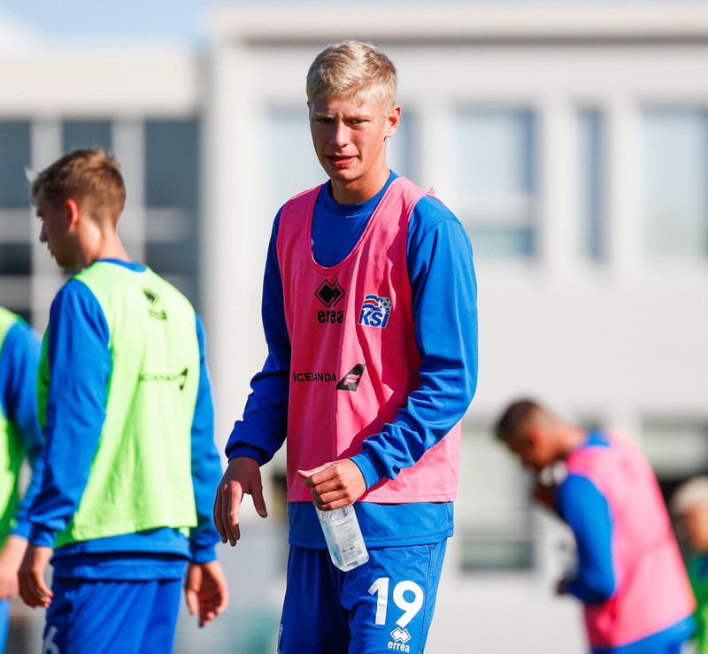 Róbert Orri á æfingu með U19 landsliðinu.