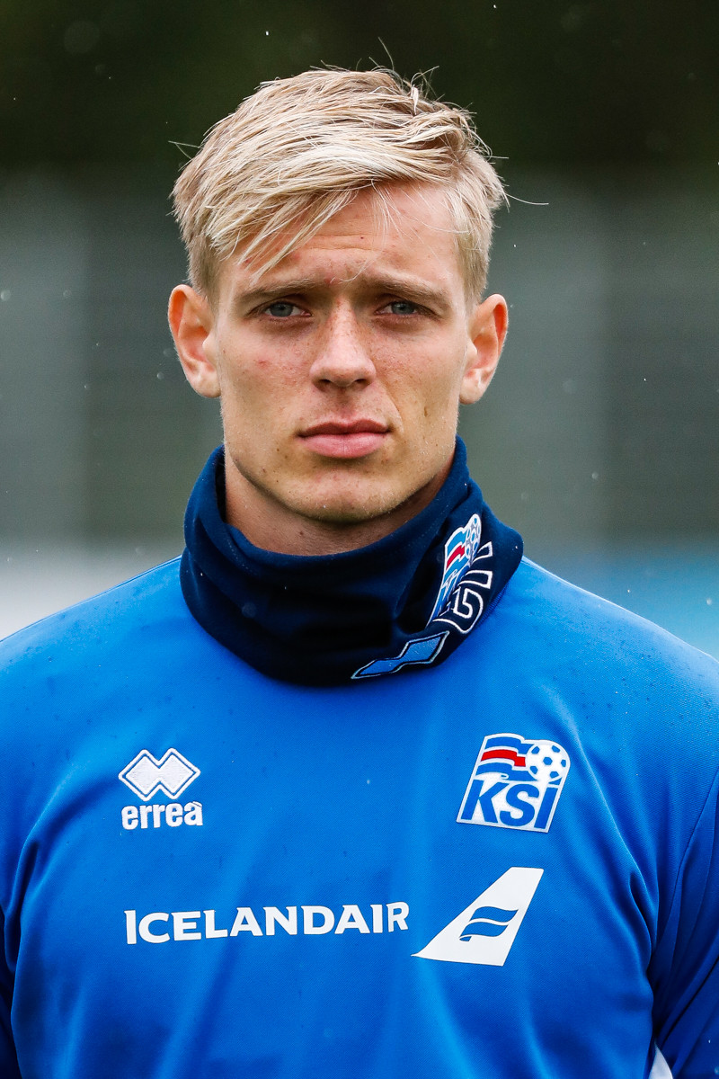 Nei ég myndi ekki segja einhver einn hafi staðið meira í því en einhver annar, allt topp náungar sem voru þarna.