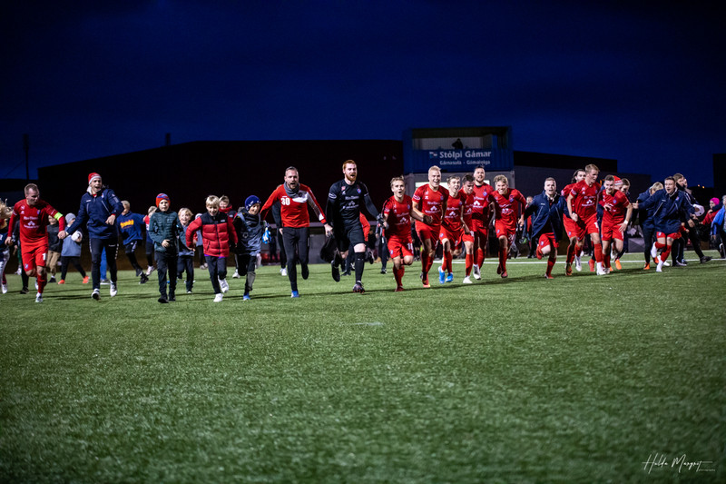 Myndaveisla: Haukar fóru létt með Njarðvík