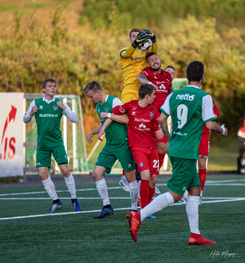 Myndaveisla: Haukar fóru létt með Njarðvík