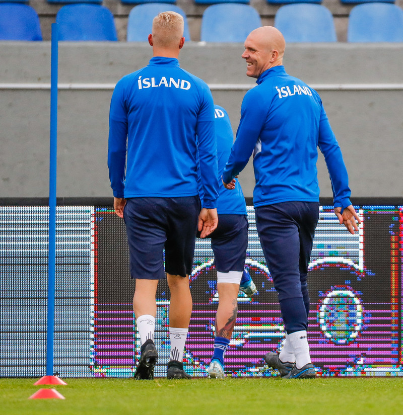 Myndaveisla frá æfingu Íslands fyrir Moldóva leikinn