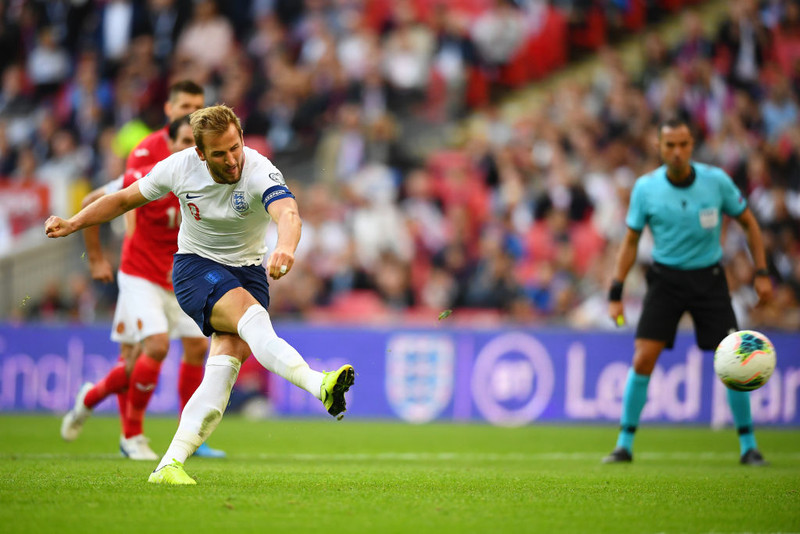 Harry Kane skoraði úr tveimur vítaspyrnum