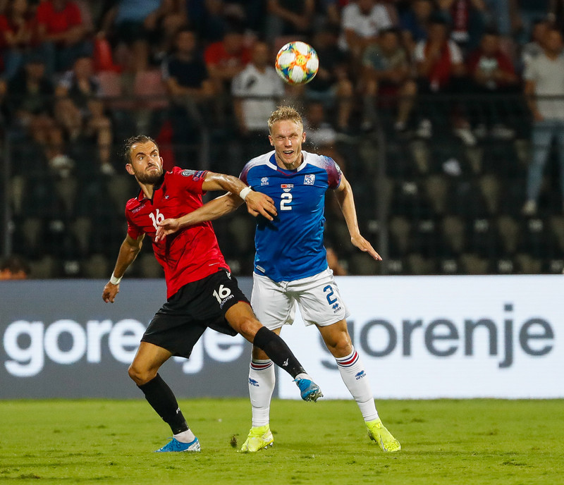 Myndaveisla frá tapinu í Albaníu í gær
