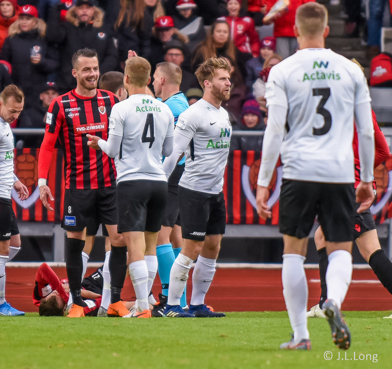 Myndaveisla frá bikarúrslitaleik Víkings og FH