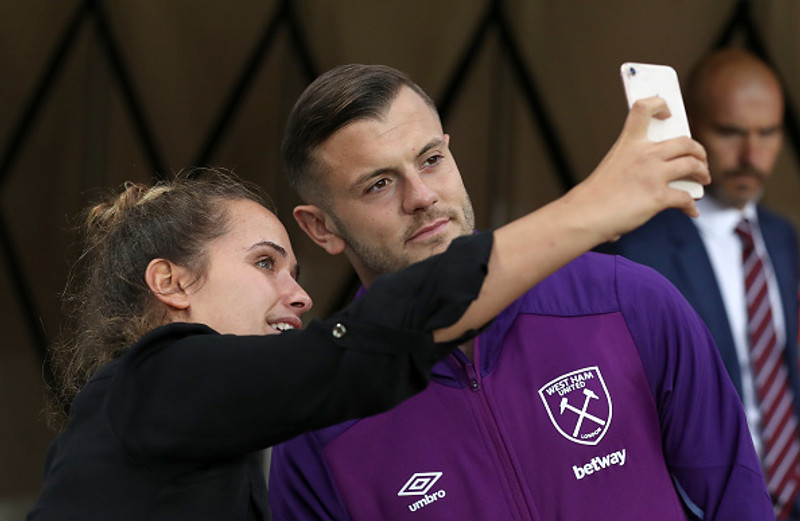 Jack Wilshere með aðdáanda.