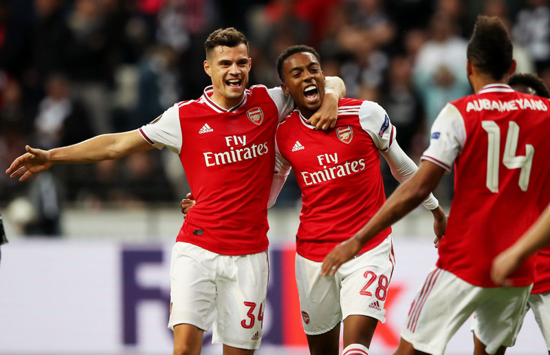 Sjáðu atvikið: Arsenal virtist hafa jafnað metin - Fór boltinn yfir línuna?