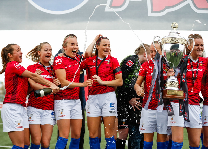 Myndaveisla: Valur Íslandsmeistari 2019