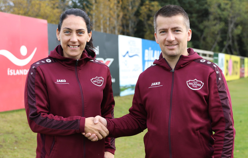 Hólmfríður Magnúsdóttir og Jón Steindór Sveinsson, formaður knattspyrnudeildar