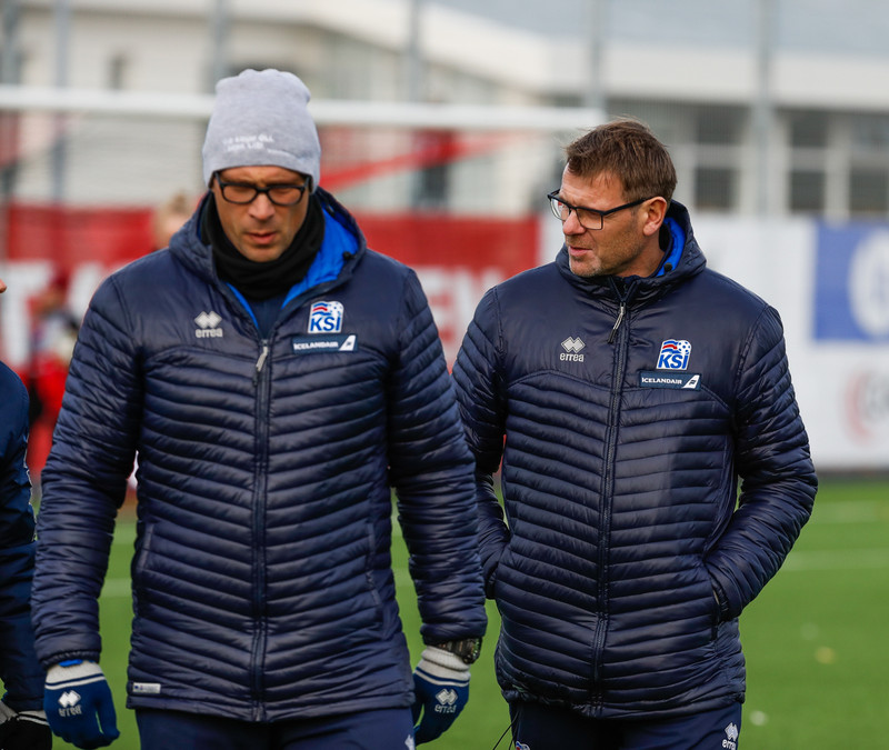 Umgjörð og þjálfun KSÍ er frábær og það eru forréttindi að vera valin og vera með en auðvitað krefjandi í leiðinni. Þjálfararnir Jöri og Þórður eru í senn leiðbeinandi og ýta manni áfram í að bæta sig.