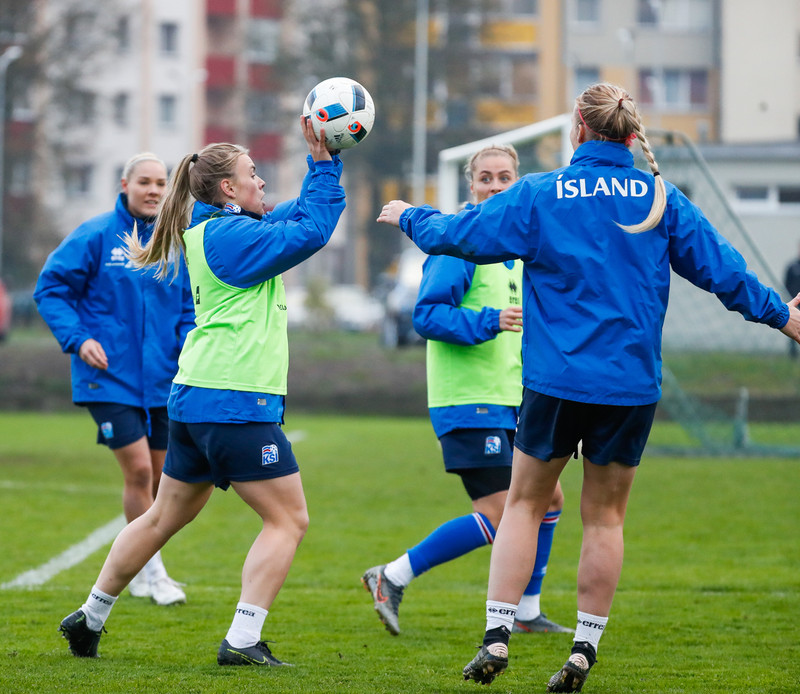 Myndaveisla: Ísland æfði á Ólympíuleikvangnum í Liepaja