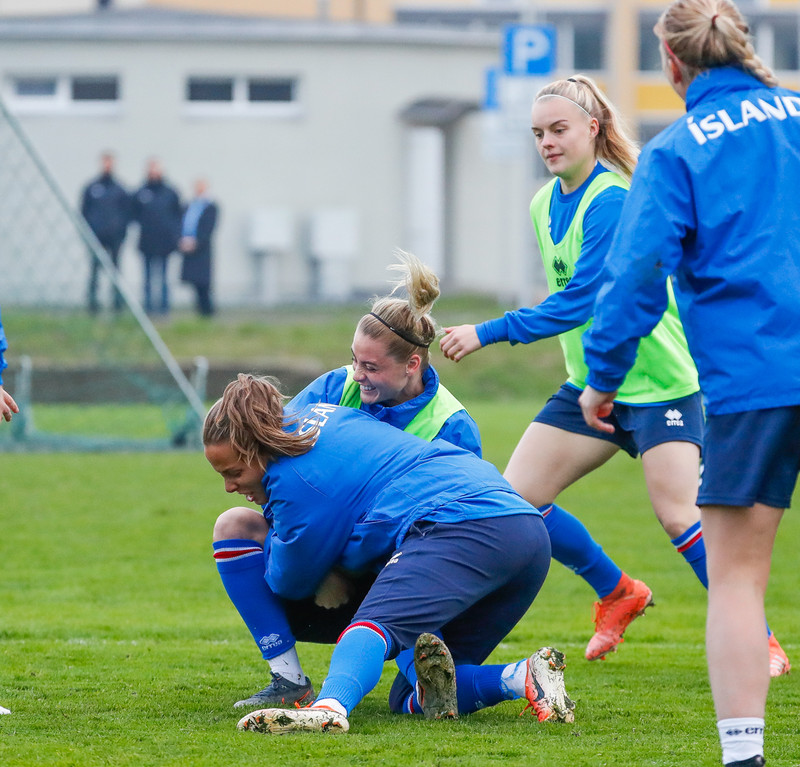 Myndaveisla: Ísland æfði á Ólympíuleikvangnum í Liepaja