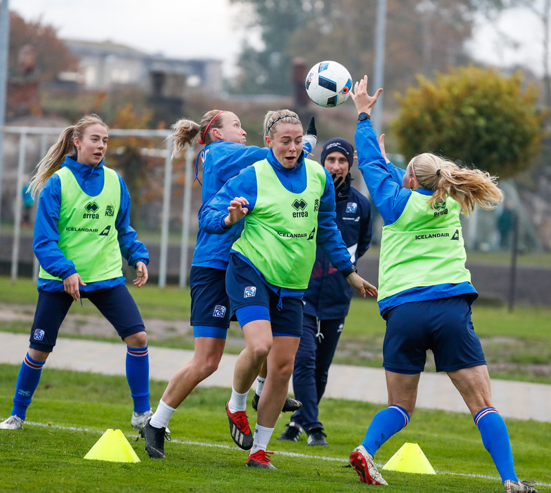 Myndaveisla: Ísland æfði á Ólympíuleikvangnum í Liepaja
