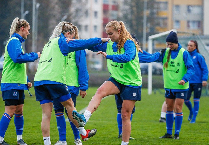 Myndaveisla: Ísland æfði á Ólympíuleikvangnum í Liepaja