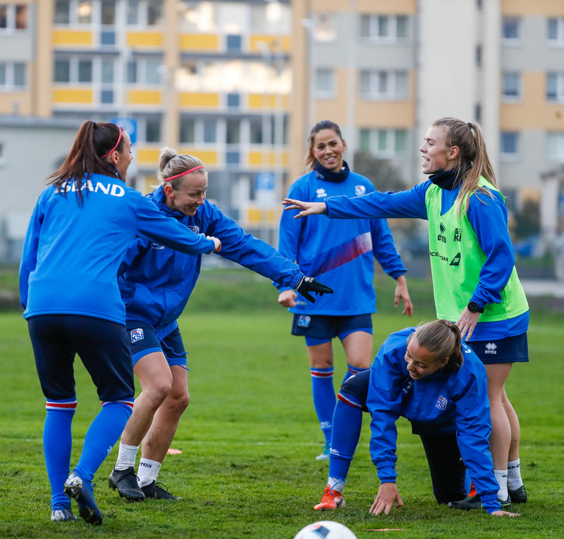 Myndaveisla: Ísland æfði á Ólympíuleikvangnum í Liepaja