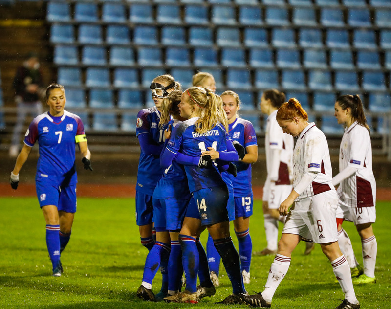 Myndaveisla frá stórsigri Íslands í Lettlandi í kvöld