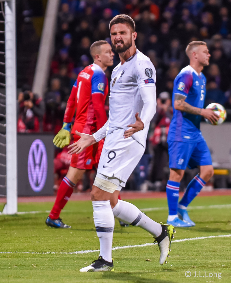Myndaveisla 2 frá tapinu gegn Frökkum á föstudaginn
