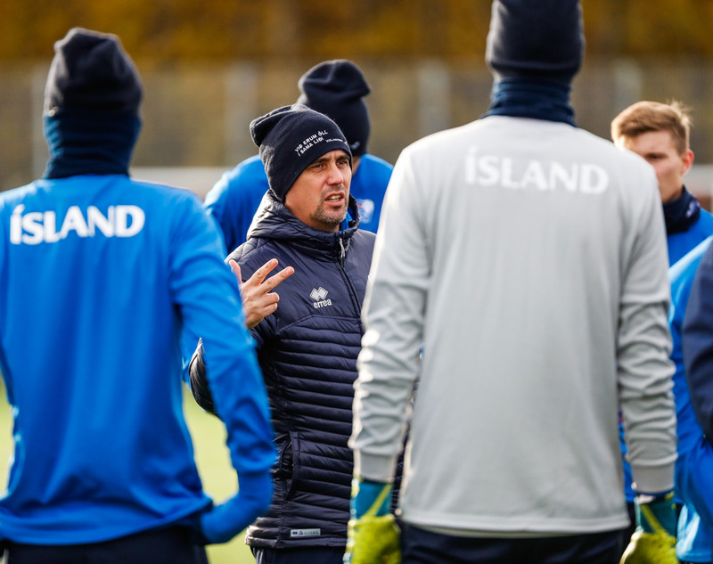 Myndaveisla: U21 æfði á Víkingsvelli í gær