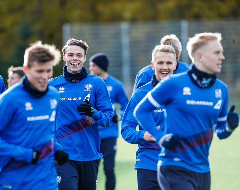 Myndaveisla: U21 æfði á Víkingsvelli í gær