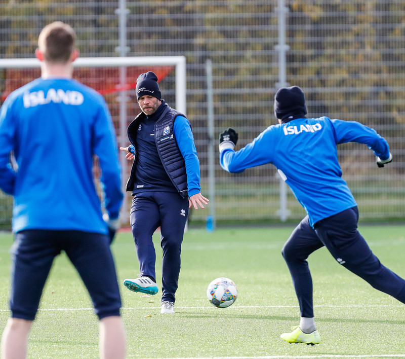 Myndaveisla: U21 æfði á Víkingsvelli í gær