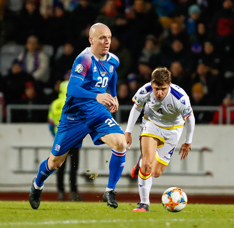 Þar er metnaður til að leggja allt í sölurnar til að fara upp í Serie B og það er alveg möguleiki en ekki eini möguleikinn akkúrat núna.