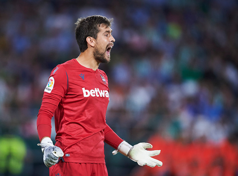 Aitor Fernandez.