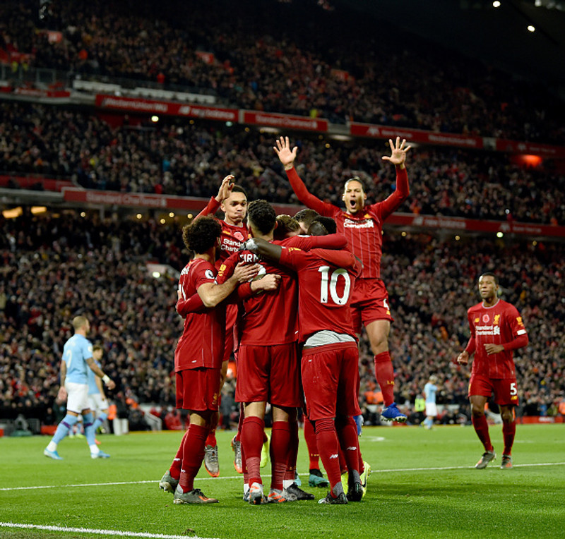 Gylfi segir of snemmt fyrir Liverpool að fagna - „Fáir orðið meistarar í nóvember"