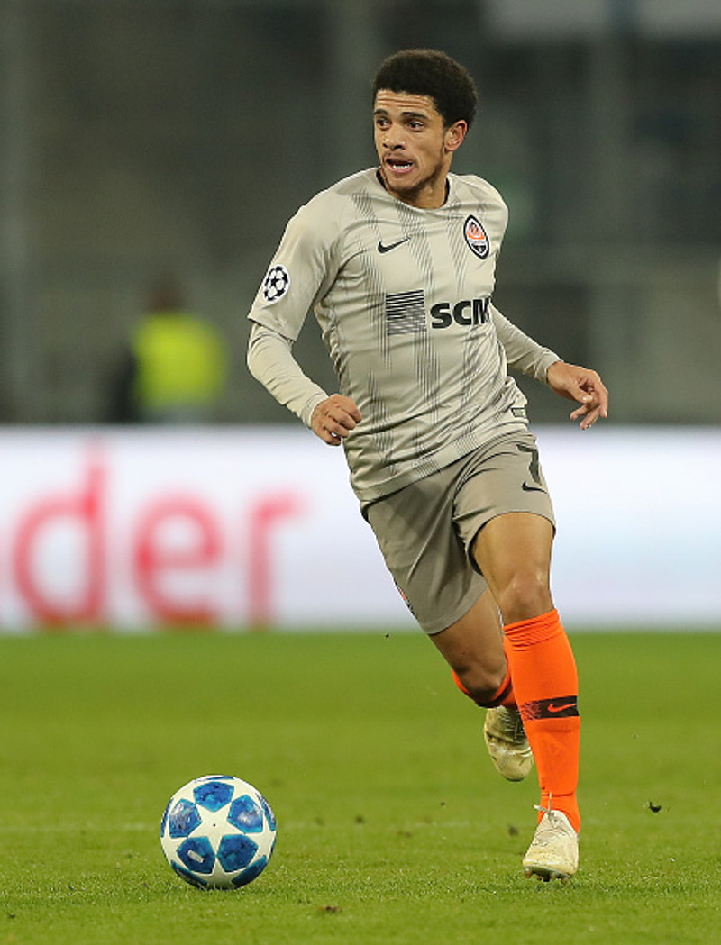 Taison.